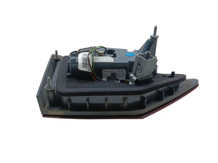LAMPA PRAWY TYŁ W KLAPE FORD MONDEO MK5 (2014-2019) 1.5 EcoBoost 160KM DS73