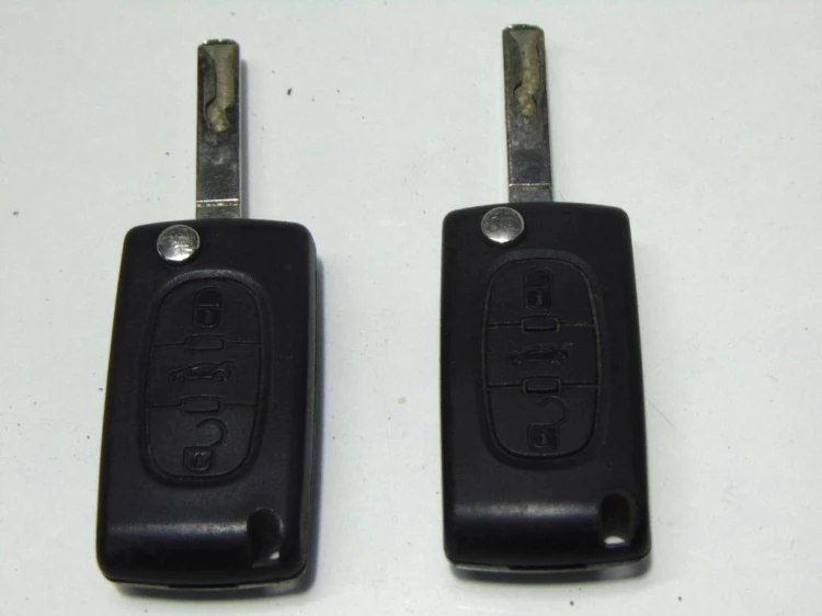 STACYJKA PEUGEOT 5008 1.6 E-HDI 9663123290