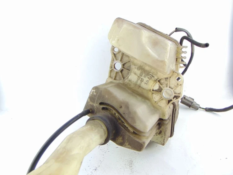 ZBIORNICZEK SPRYSKIWACZY VOLVO S80 I (1998-2004) 2.4 D 163 9178881
