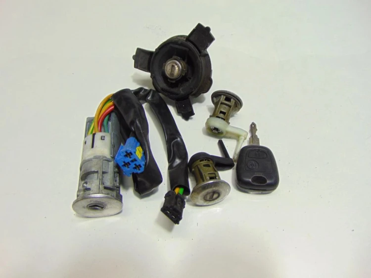 STACYJKA PEUGEOT 206 (1998-2002) 1.6 16V