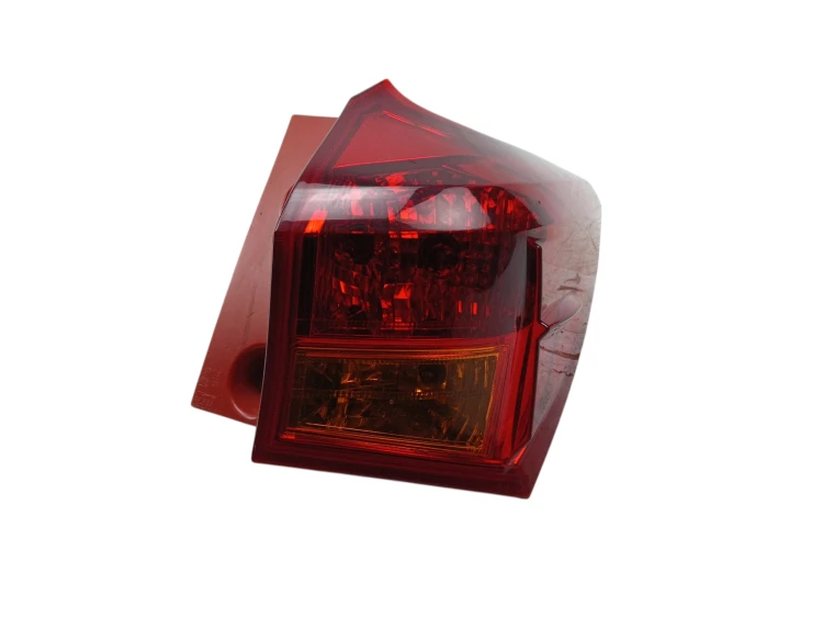 LAMPA PRAWY TYŁ TOYOTA AURIS II E18 (2012-2015) 1.4 D4D 90KM