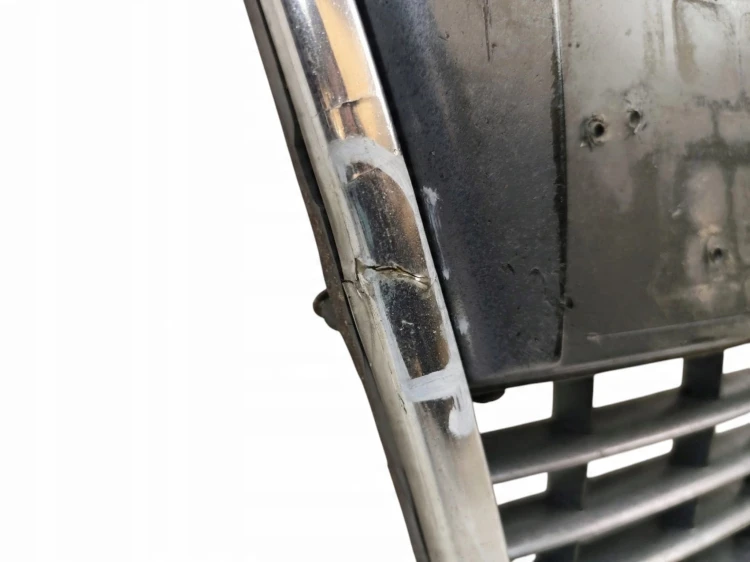 ATRAPA GRILL AUDI A6 C6 (2004-2008) 3.0 V6 TDI 211KM