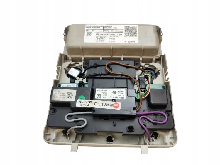 LAMPKA PODSUFITKI LAND ROVER DEFENDER II L663 (2019-) 2.0 SD4 241KM L8B219A