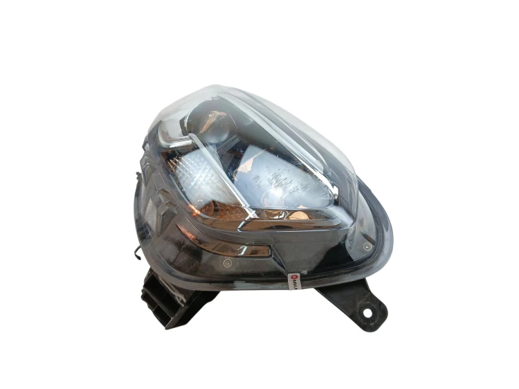 LAMPA PRAWY PRZÓD RENAULT KADJAR 260107249R