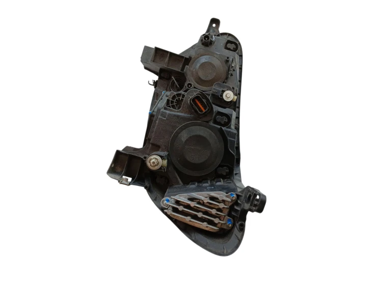 LAMPA PRAWY PRZÓD RENAULT KADJAR 260107249R