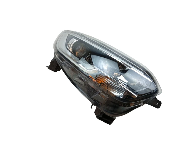 LAMPA PRAWY PRZÓD RENAULT KADJAR 260107249R