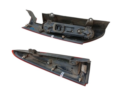 LAMPA PRAWY TYŁ RENAULT KANGOO II (2007-2013) 1.5 DCI 90KM KOMPLET Z GÓRĄ