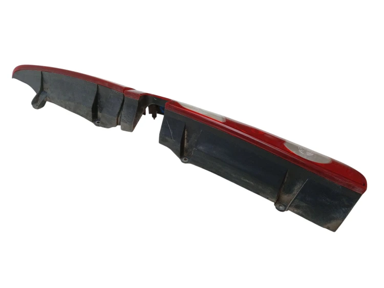LAMPA PRAWY TYŁ RENAULT KANGOO II (2007-2013) 1.5 DCI 90KM KOMPLET Z GÓRĄ