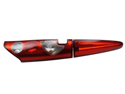 LAMPA PRAWY TYŁ RENAULT KANGOO II (2007-2013) 1.5 DCI 86KM 8200419945, 8200
