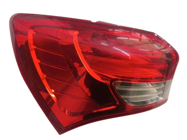 LAMPA LEWY TYŁ HYUNDAI IX20 (2010-2015) 1.4 CRDI 78KM 92401-1K0