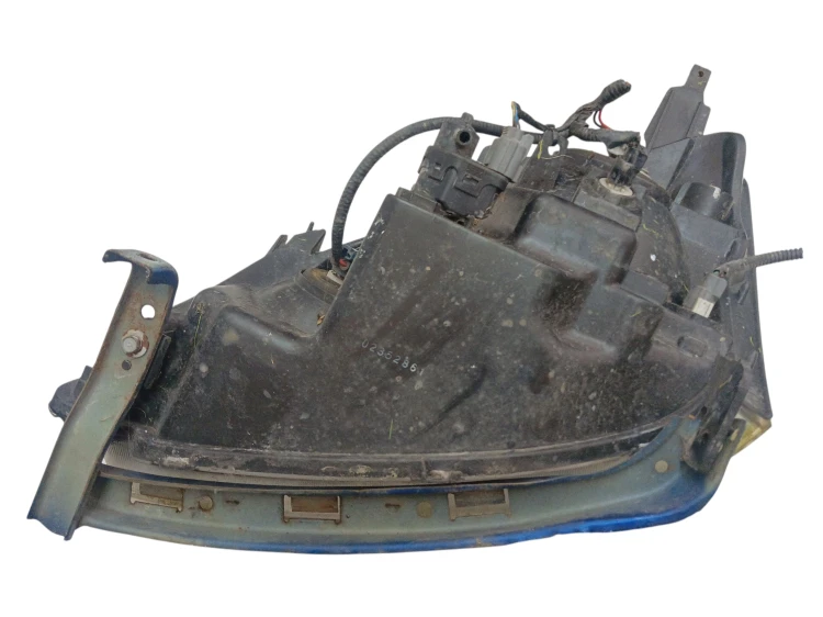 LAMPA PRAWY PRZÓD HONDA CIVIC VII LIFT (2004-2006) 1.4 16V 90KM
