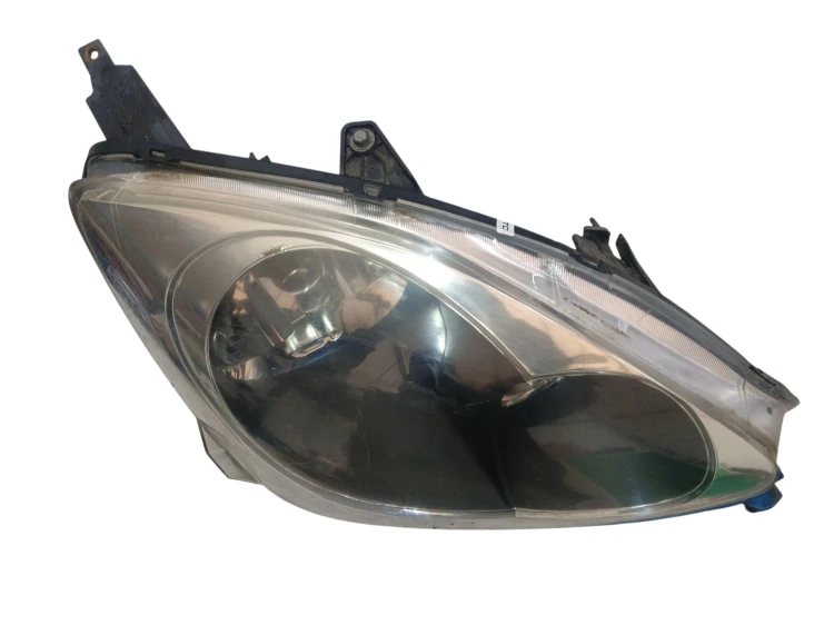 LAMPA PRAWY PRZÓD HONDA CIVIC VII LIFT (2004-2006) 1.4 16V 90KM