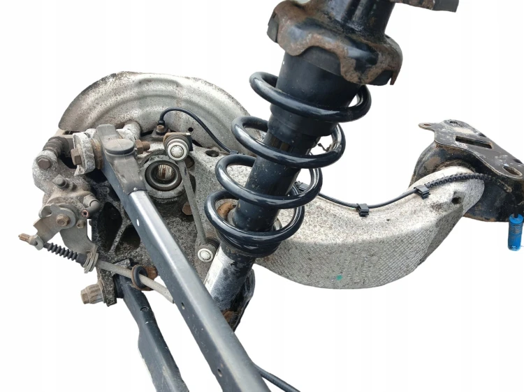ZWROTNICA WAHACZ LEWY TYŁ MINI COUNTRYMAN R60 LIFT (2014-2017) 1.6 D 112KM