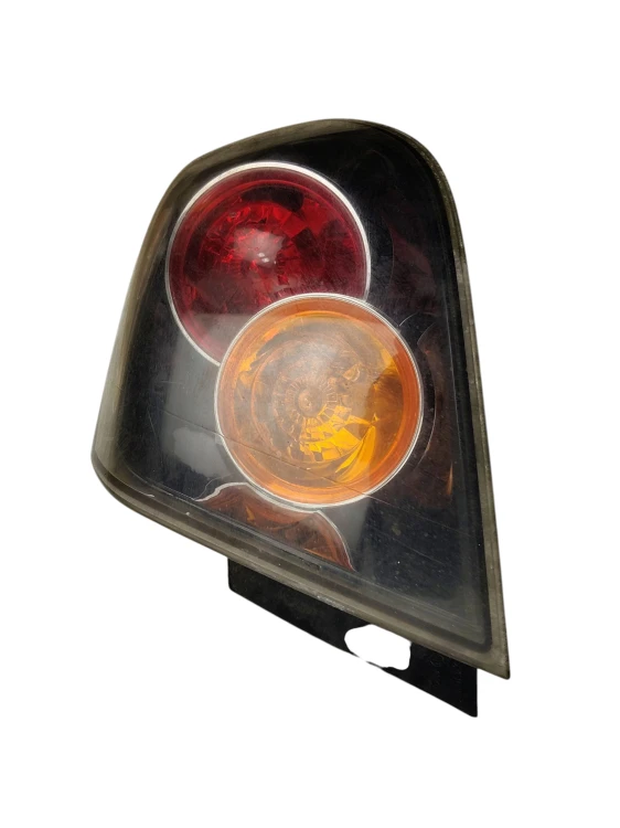 LAMPA PRAWY TYŁ MAZDA 3 I BK (2003-2006) 1.6 DI 109KM