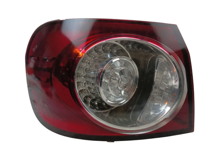 LAMPA LEWY TYŁ VOLKSWAGEN GOLF V PLUS (2005-2008) 1.9 TDI 105KM 5M0945095K