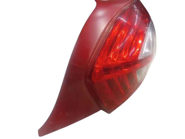 LAMPA PRAWY TYŁ PEUGEOT 208 I (2012-2015) 1.4 HDI 68KM 9672628380-02