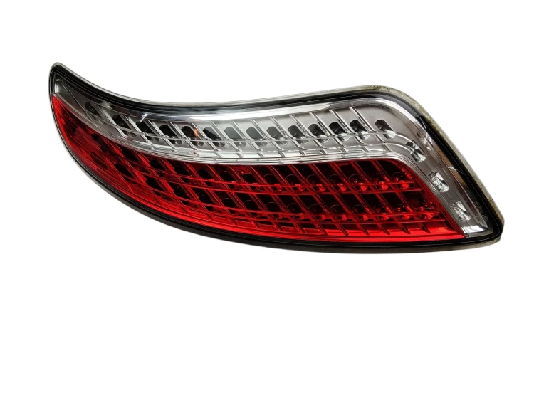 LAMPA PRAWY TYŁ LANCIA DELTA III 1.6 D MultijeT 116KM DROGIE LAMPY