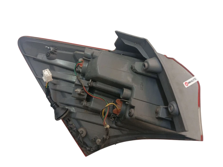 LAMPA PRAWY TYŁ HYUNDAI IX20 (2010-2015) 1.4 CRDI 78KM 92402-1K0