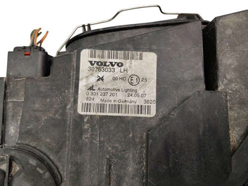 LAMPA LEWY PRZÓD VOLVO V50 LIFT (2007-2012) 1.6 D 109KM 30763033