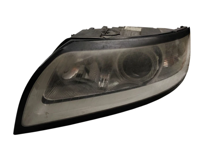 LAMPA LEWY PRZÓD VOLVO V50 LIFT (2007-2012) 1.6 D 109KM 30763033