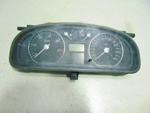 LICZNIK RENAULT LAGUNA II (2001-2005) 1.9 DCI 820013775