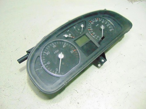 LICZNIK RENAULT LAGUNA II (2001-2005) 1.9 DCI 820013775