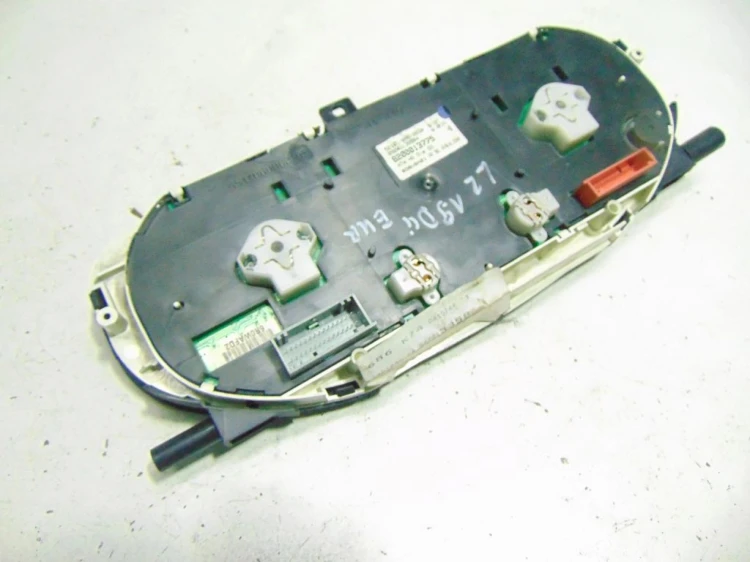 LICZNIK RENAULT LAGUNA II (2001-2005) 1.9 DCI 820013775