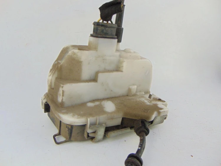 ZAMEK DRZWI PRAWY TYŁ CITROEN C3 I (2002-2005) 1.4 8V