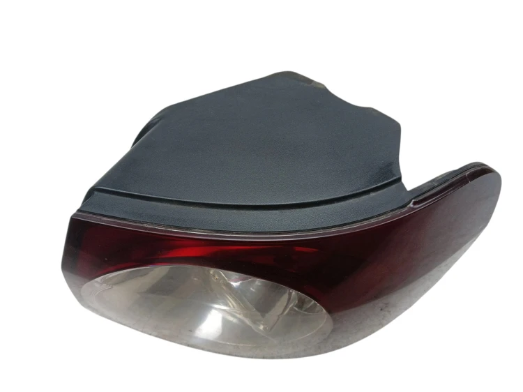 LAMPA PRAWY TYŁ VOLKSWAGEN GOLF V PLUS (2005-2008) 1.9 TDI 105KM 5M0945096L