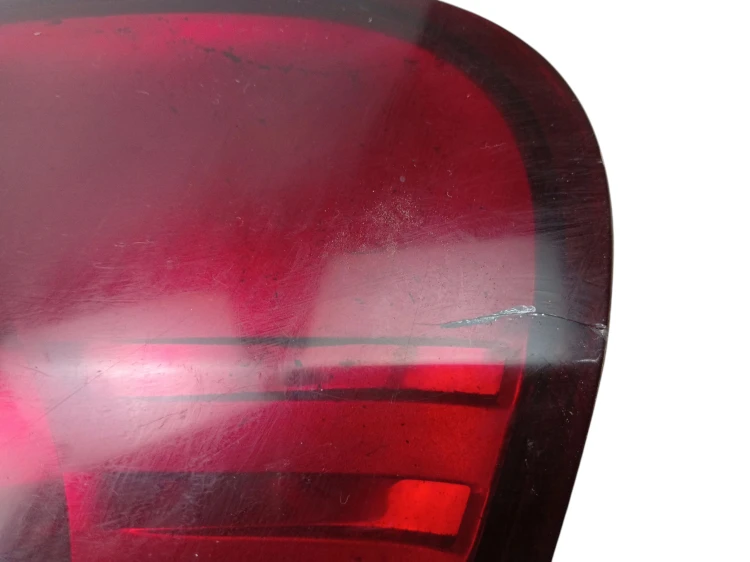 LAMPA PRAWY TYŁ VOLKSWAGEN GOLF V PLUS (2005-2008) 1.9 TDI 105KM 5M0945096L