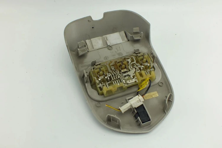 LAMPKA PODSUFITKI PEUGEOT 308 T7 (2007-2013) 1.6 THP 9681370177