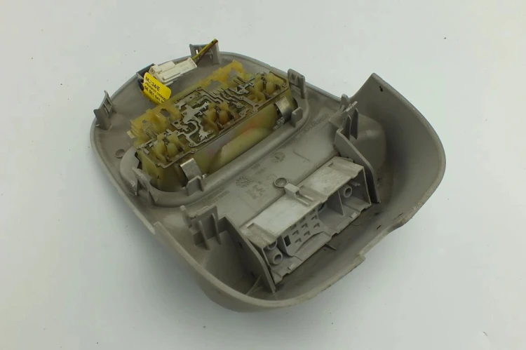 LAMPKA PODSUFITKI PEUGEOT 308 T7 (2007-2013) 1.6 THP 9681370177