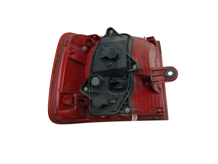 LAMPA PRAWY TYŁ VOLKSWAGEN TOURAN I 1T LIFT (2010-2015) 1.6 TDI 105KM