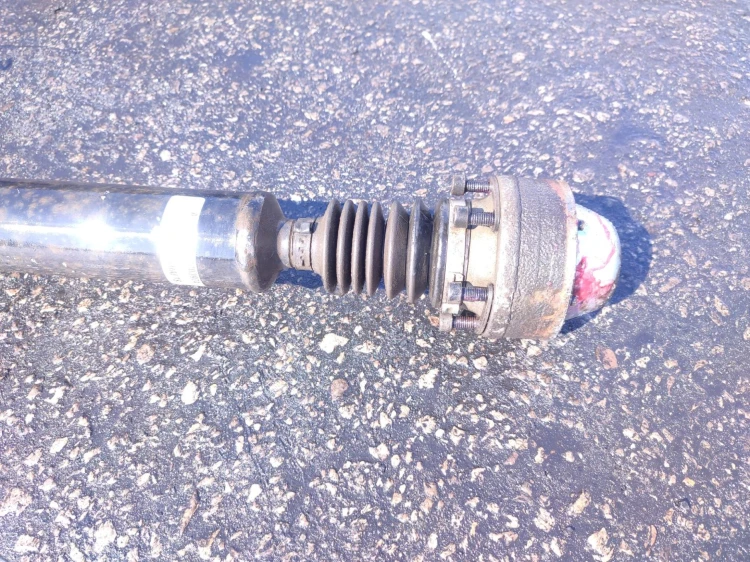 WAŁ NAPĘDOWY MAZDA TRIBUTE (2000-2004) 2.0 16V 124KM YL84-4602-CJ