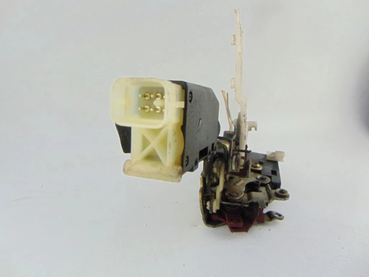 ZAMEK DRZWI LEWY PRZÓD OPEL SINTRA (1996-1999) 2.2 16V 16624433