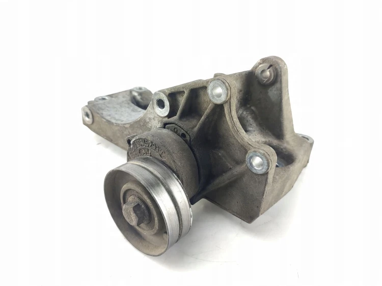 ŁAPA ALTERNATORA VOLKSWAGEN GOLF IV (1997-2006) 1.4 16V 75KM 030146169