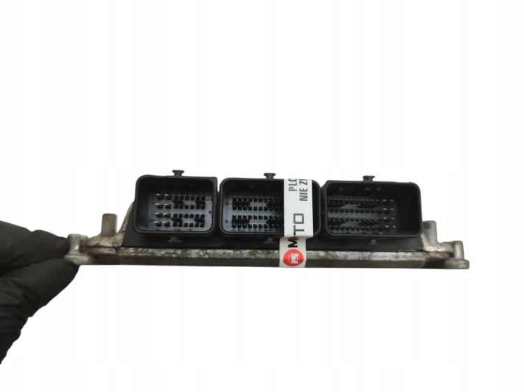 KOMPUTER STEROWNIK SILNIKA OPEL MOVANO A (1998-2003) 2.2 DTI 90KM 820023661