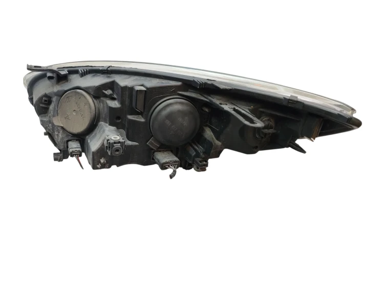 LAMPA PRAWY PRZÓD RENAULT MEGANE III LIFT (2013-2016) 1.5 DCI 110KM