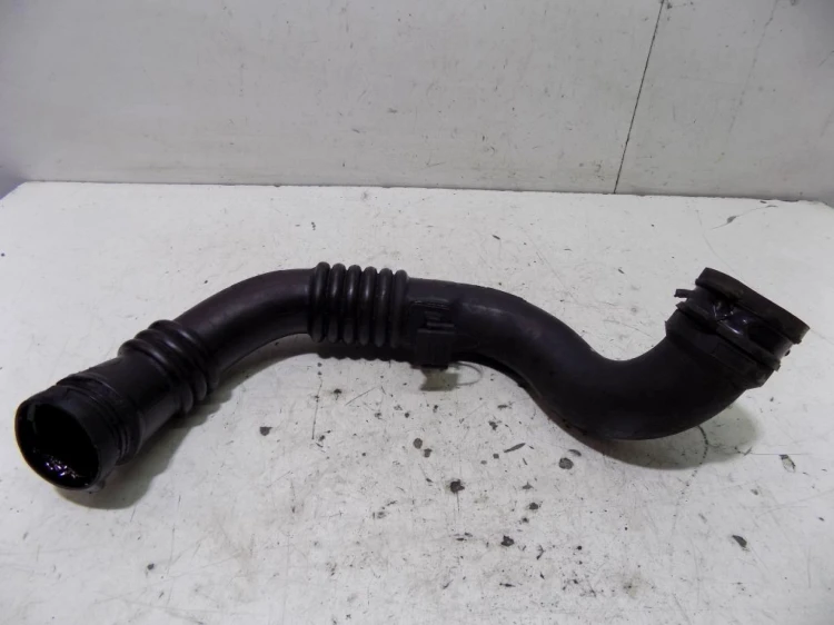 PRZEWÓD INTERCOOLERA RENAULT LAGUNA II LIFT (2005-2007) 8200484318