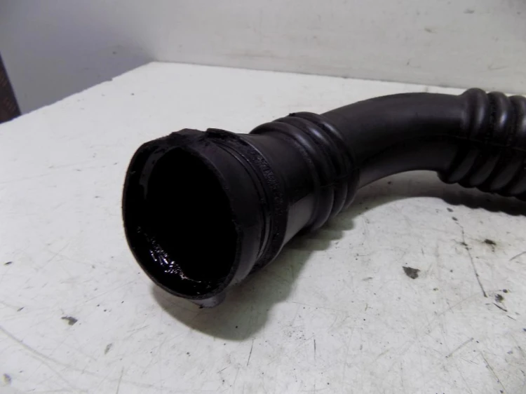 PRZEWÓD INTERCOOLERA RENAULT LAGUNA II LIFT (2005-2007) 8200484318
