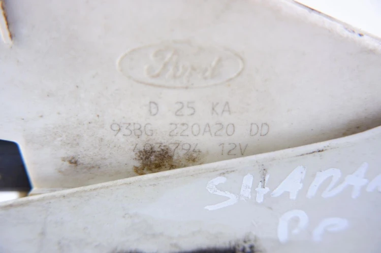 ZAMEK DRZWI PRAWY PRZÓD VOLKSWAGEN SHARAN I (1995-2000) 1.9 TDI 130KM 7M183