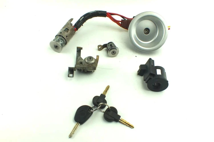 STACYJKA KLUCZYK WKŁADKA KOREK CITROEN BERLINGO I LIFT (2002-2010)