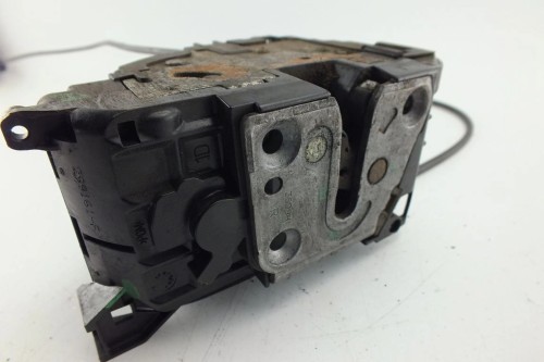 ZAMEK DRZWI PRAWY TYŁ RENAULT CLIO III LIFT (2009-2012) 1.5 DCI