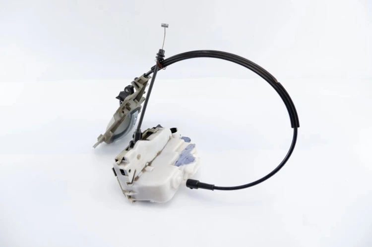 ZAMEK DRZWI PRAWY PRZÓD CITROEN C3 I (2002-2005) 1.4 8V