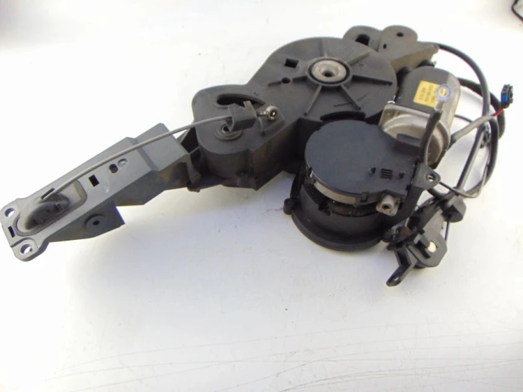 MECHANIZM DRZWI PRZESUWNYCH LEWY PEUGEOT 807 (2002-2014) 2.0 HDI 16835853