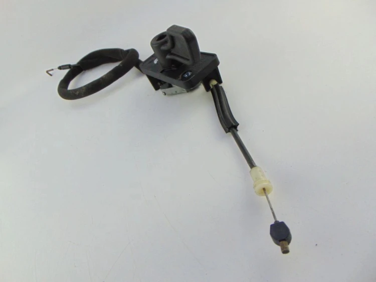 KLAMKA WEWNĘTRZNA PRAWY TYŁ CITROEN NEMO 1.4 HDI 2242453