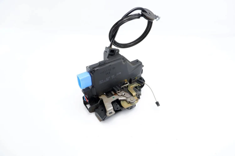 ZAMEK DRZWI LEWY PRZÓD VOLKSWAGEN JETTA (2005-2011) 1.9 TDI 3D1837015ZY
