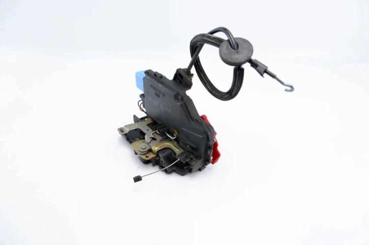 ZAMEK DRZWI LEWY PRZÓD VOLKSWAGEN JETTA (2005-2011) 1.9 TDI 3D1837015ZY