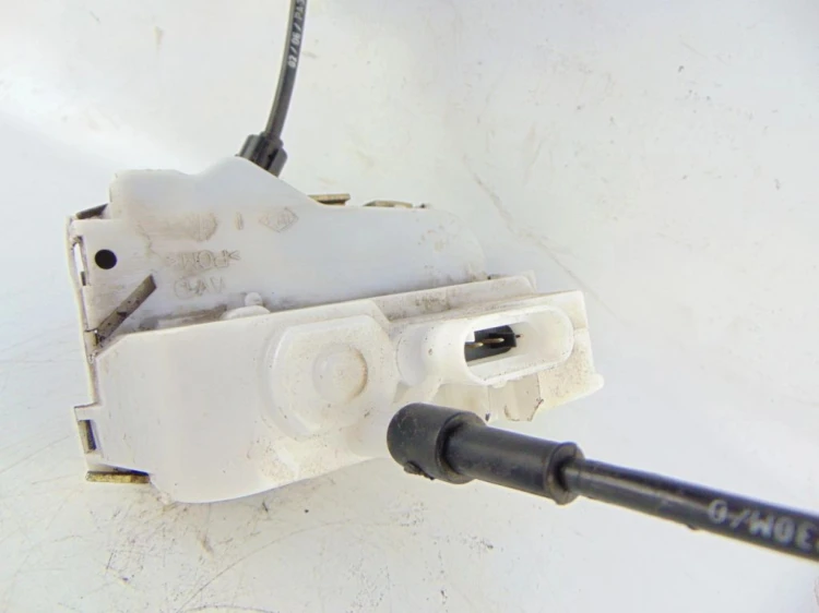 ZAMEK DRZWI PRAWY PRZÓD CITROEN C3 I LIFT (2005-2009) 1.1