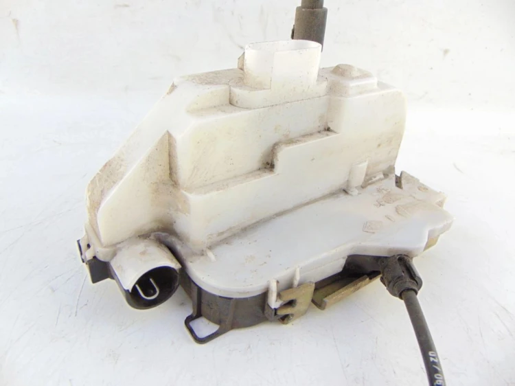 ZAMEK DRZWI PRAWY PRZÓD CITROEN C3 I LIFT (2005-2009) 1.1